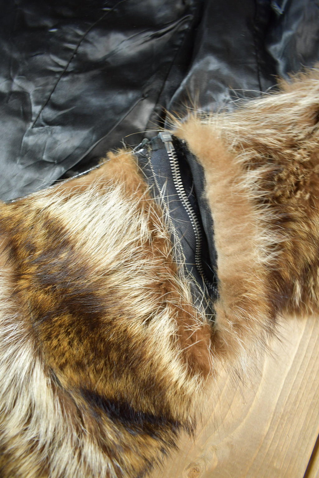 Vintage 1970s Ross Furs Adjustable Length Brown Raccoon Fur Coat
