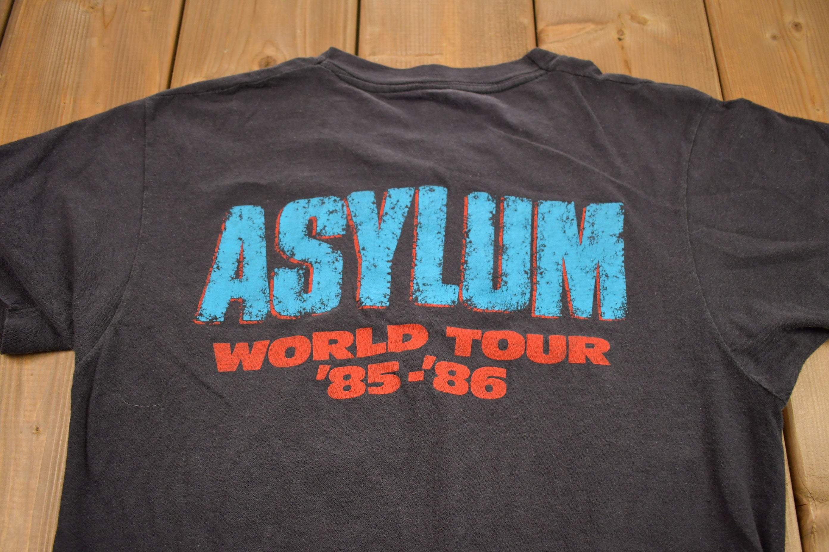 Vintage 1986 KISS Asylum World Wide Tour Band T-Shirt