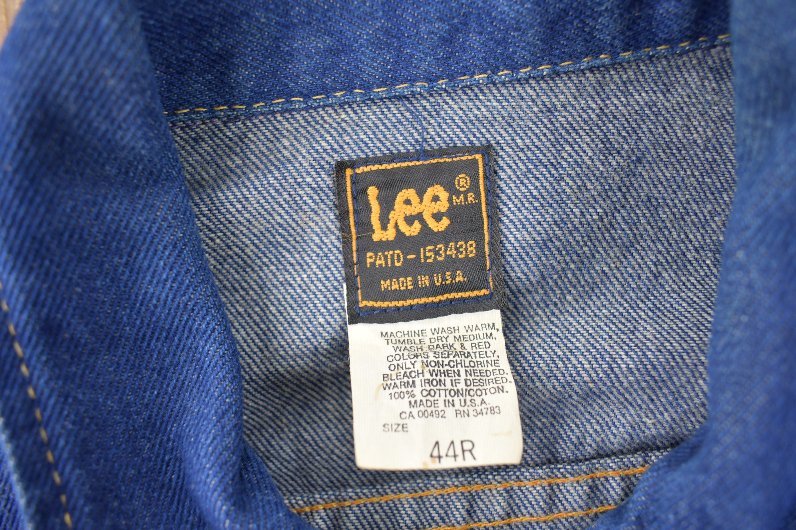 Vintage 1970s Lee Jean Jacket Size 44R Made In USA