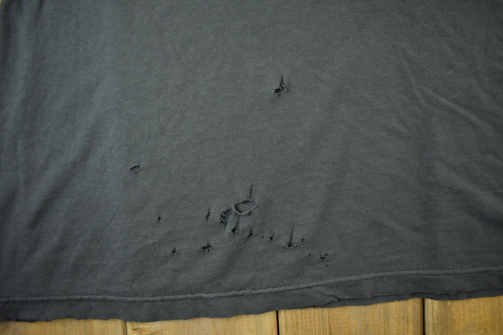 Vintage 1990s Pink Floyd The Wall Tour T-Shirt