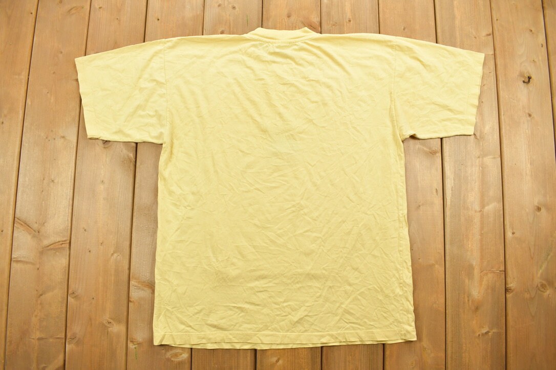 Vintage 1990s Grossglockner Embroidered Floral Graphic T-Shirt