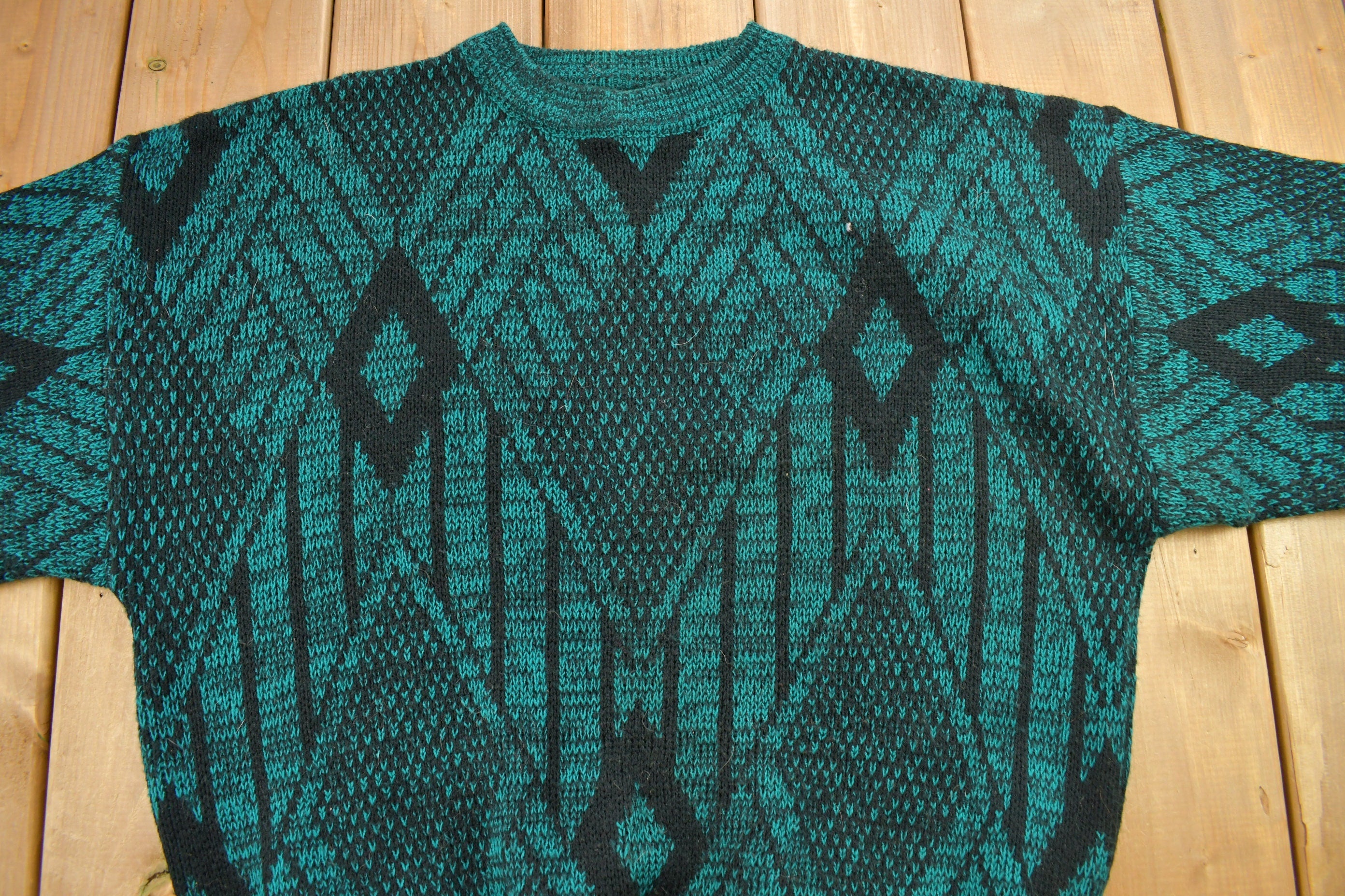 Vintage 1980s Sasson Diamond Pattern Knitted Crewneck Sweater