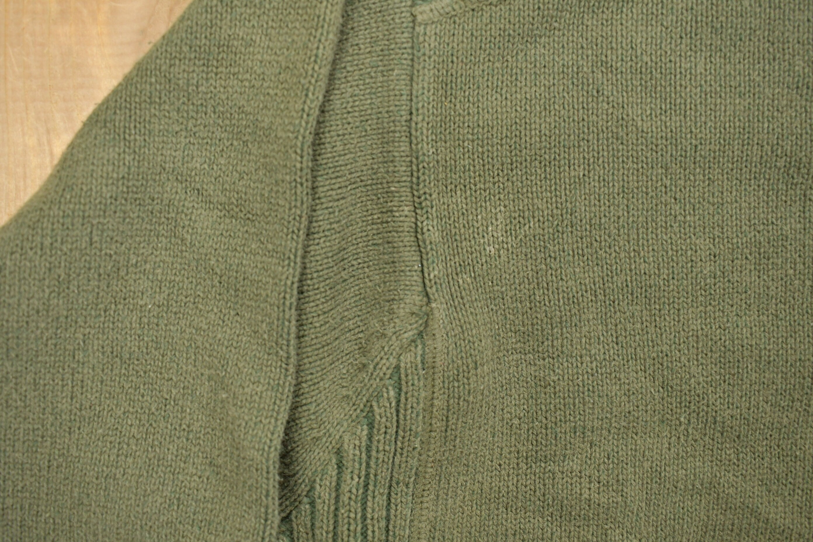 Vintage 1990s Timberland Army Green Knit Crewneck Sweatshirt