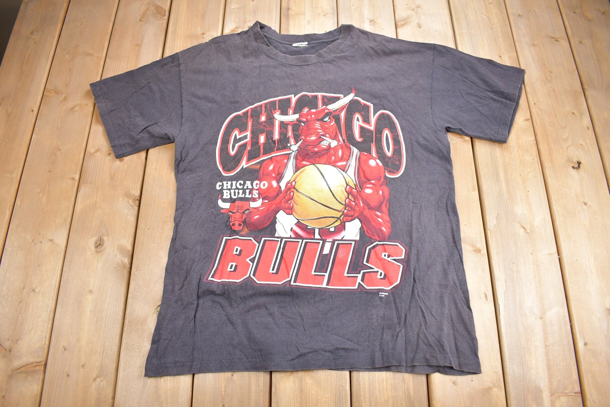 Vintage 1990s Chicago Bulls NBA Graphic T-Shirt / Sportswear / Vintage Bulls Tee / Single Stitch / Made In USA