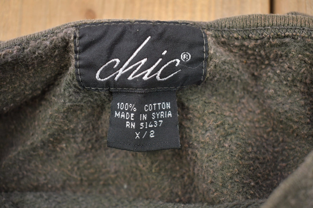 Vintage 1990s Chic Floral Crewneck Sweatshirt