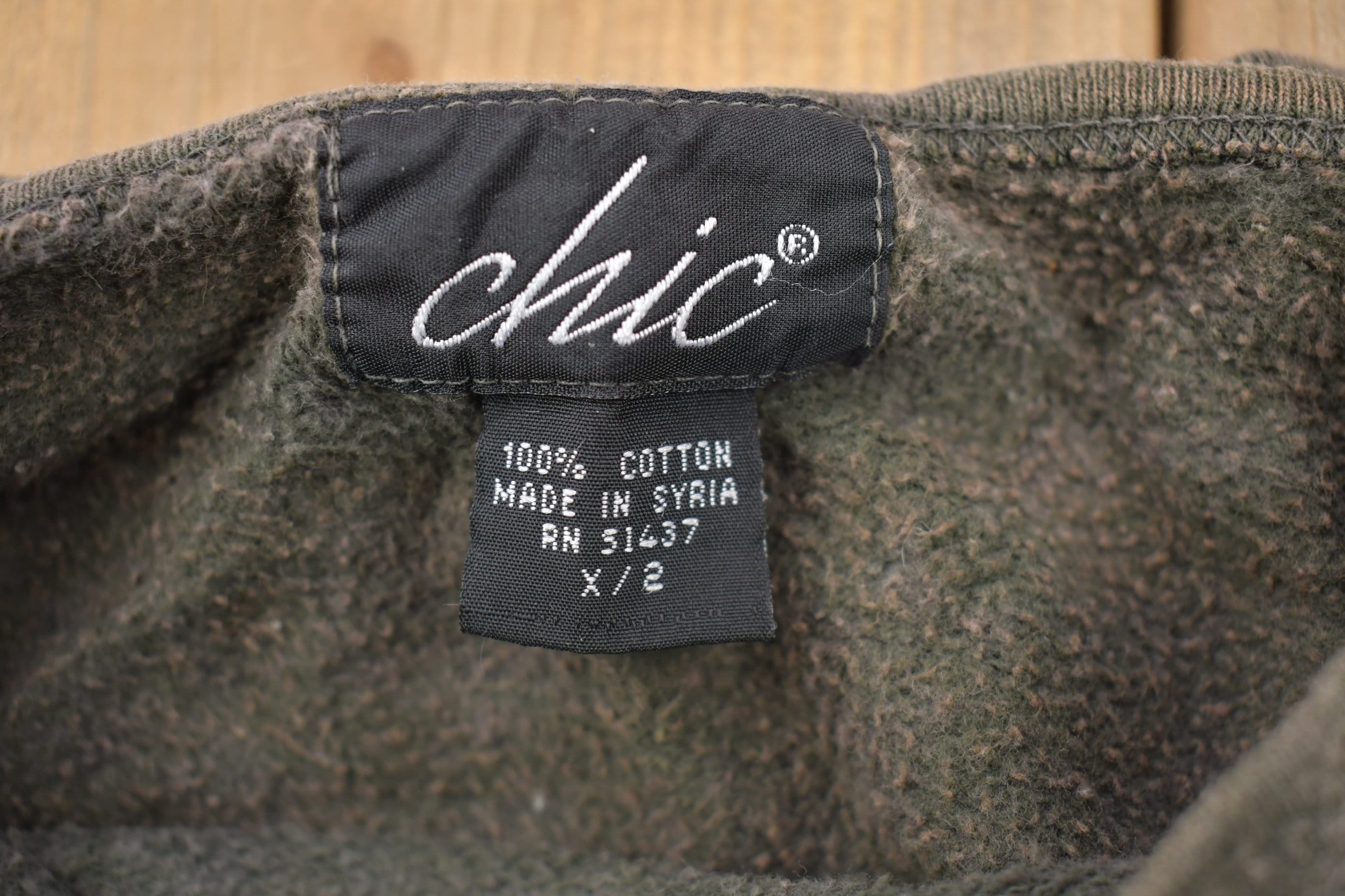 Vintage 1990s Chic Floral Crewneck Sweatshirt