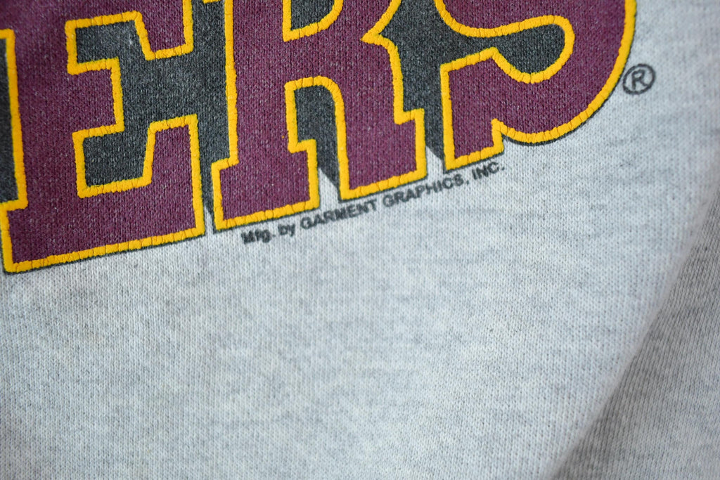 Vintage 1990s Minnesota Gophers University Collegiate Crewneck / Embroidered / NCAA Sweatshirt / Sportswear / Americana