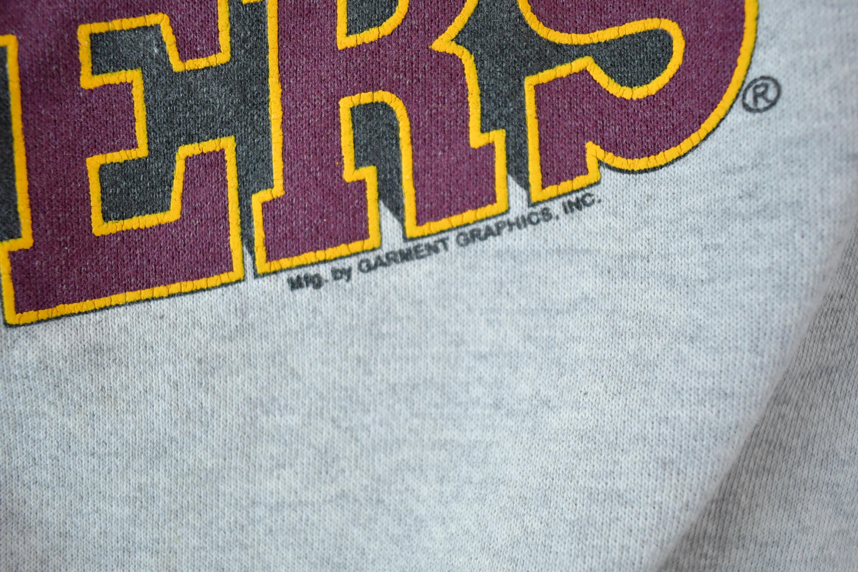 Vintage 1990s Minnesota Gophers University Collegiate Crewneck / Embroidered / NCAA Sweatshirt / Sportswear / Americana