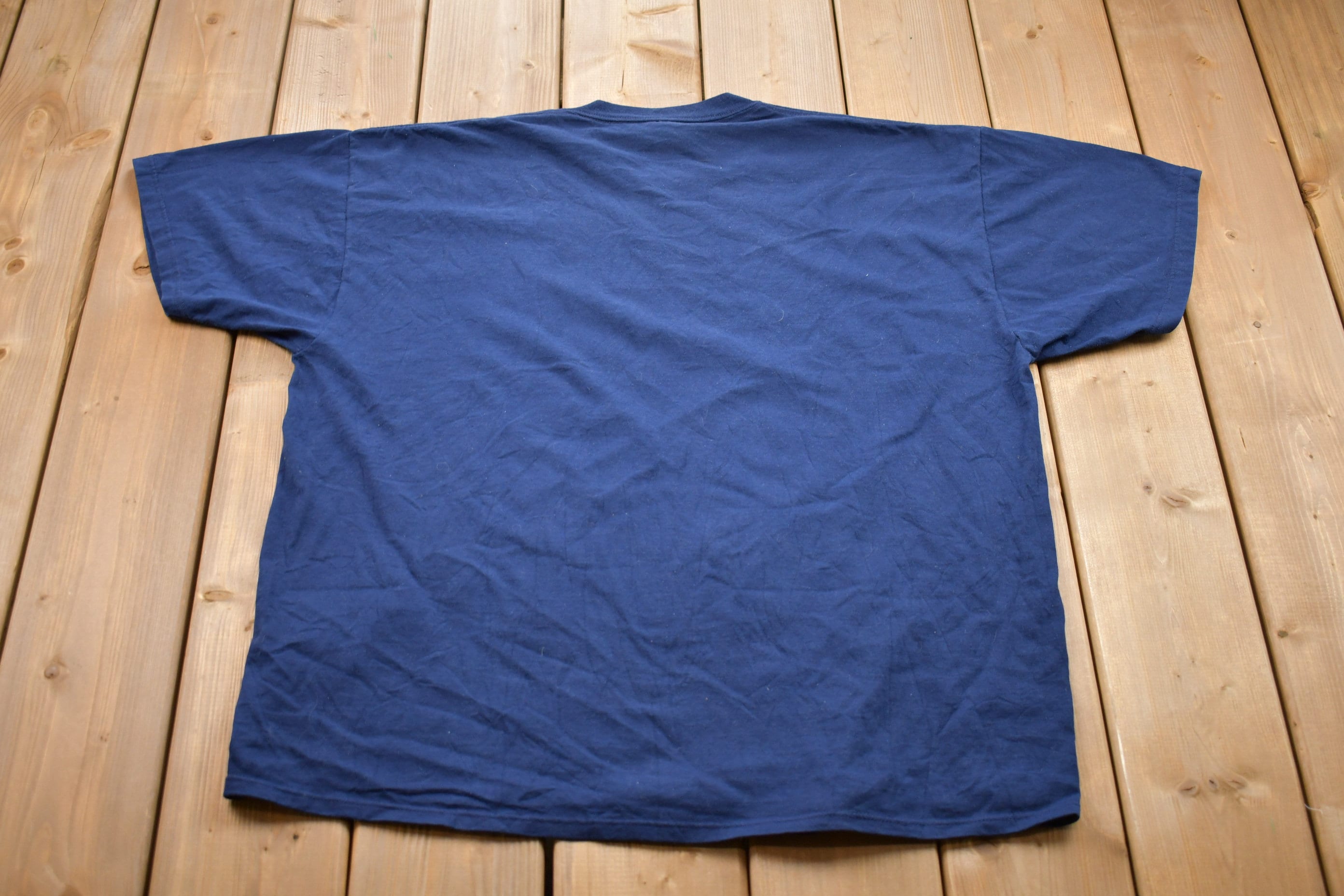 Vintage 1996 Wolf Graphic T-Shirt