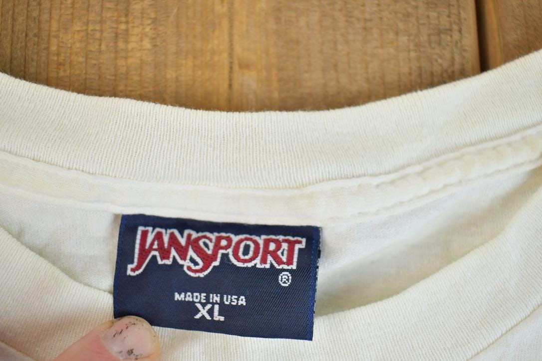 Vintage 1990s University Of Notre Dame Jansport Collegiate T-Shirt