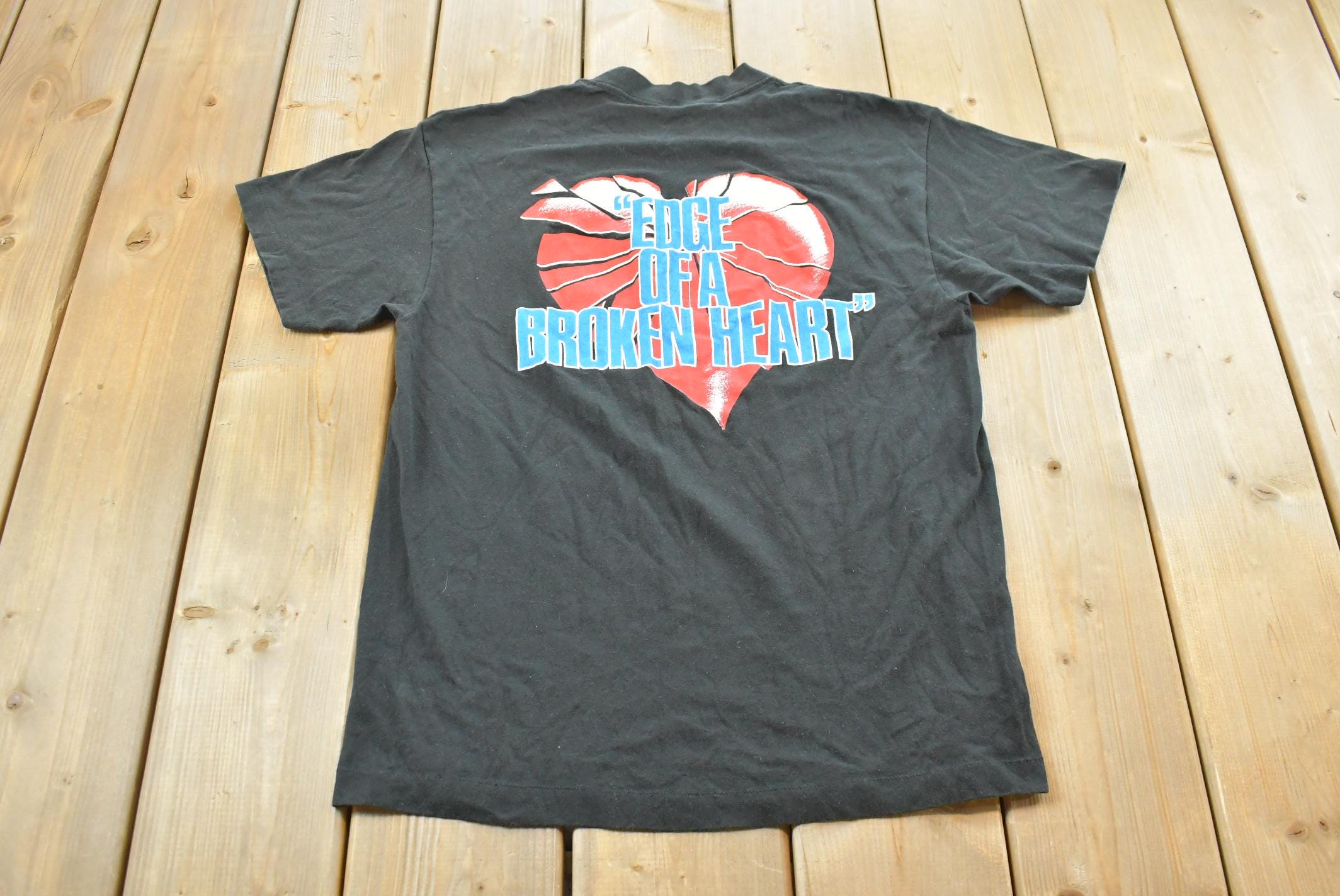 Vintage 1988 Vixen Edge of a Broken Heart Rock Band T Shirt M