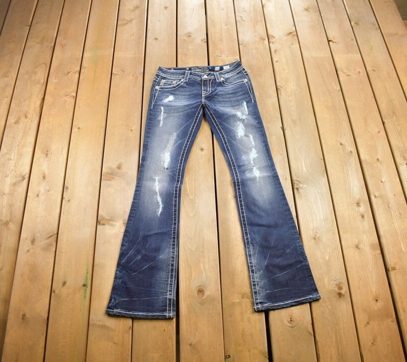 Vintage Y2K Miss Me Bedazzled Low Rise Jeans Size 26x31
