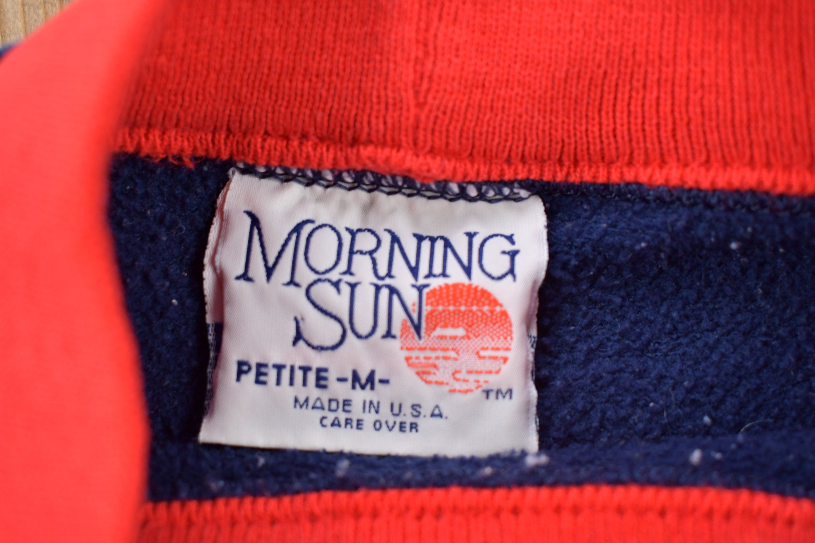 Vintage 1990s Apple Tree Crewneck Sweater