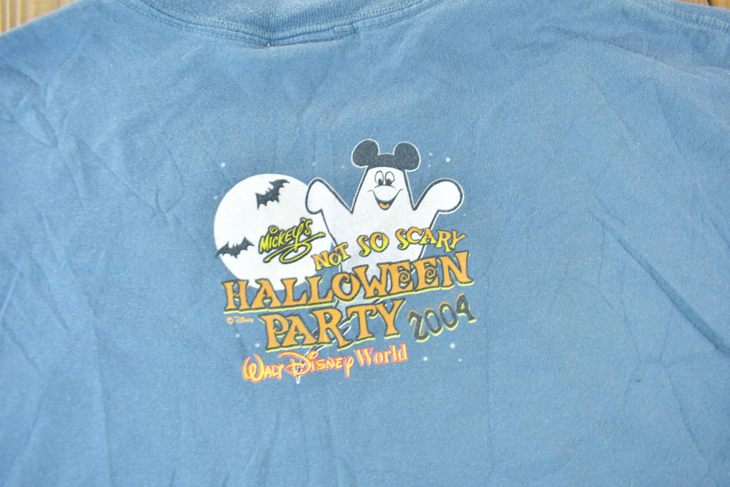 Vintage 2004 Disney Mickeys Halloween Party Graphic T-Shirt