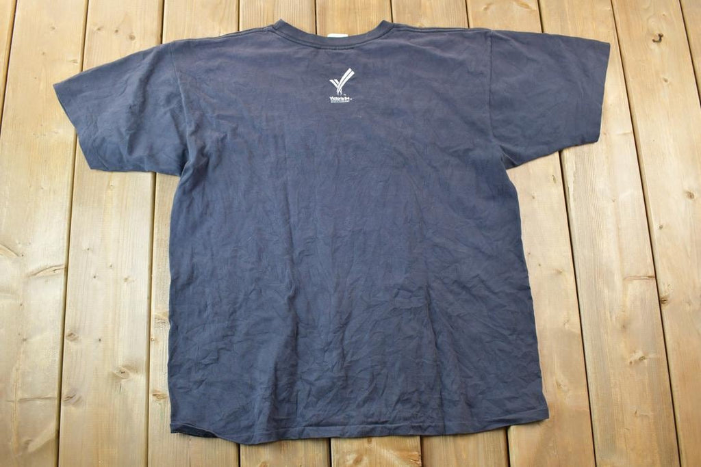 Vintage 1994 The Queens Baton Souvenir T-Shirt