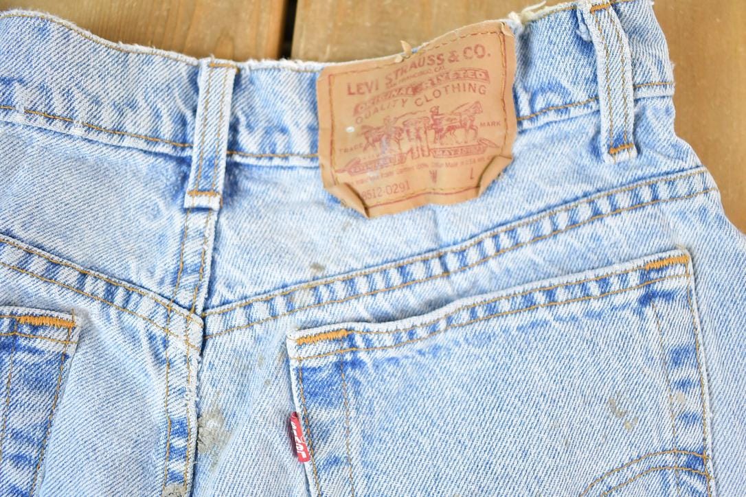 Vintage 1990s Levi Strauss Red Tab Denim Jeans Size 30 x 28 Made In USA