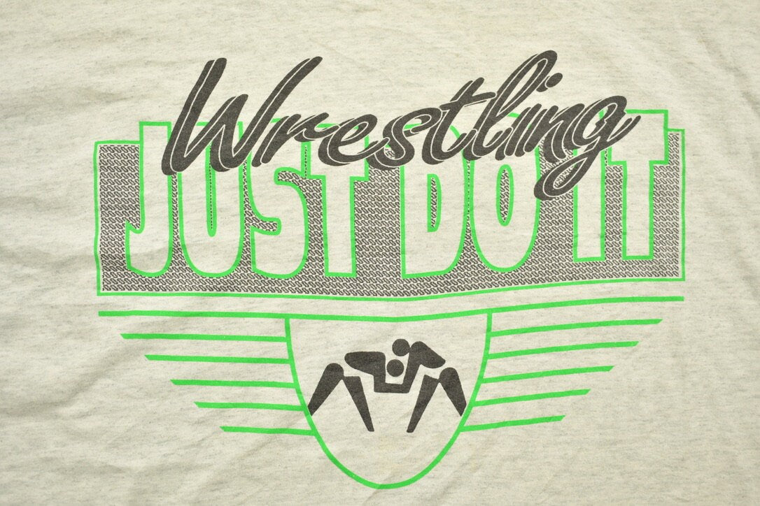 Vintage 1990s Just Do It Wrestling Graphic T-Shirt