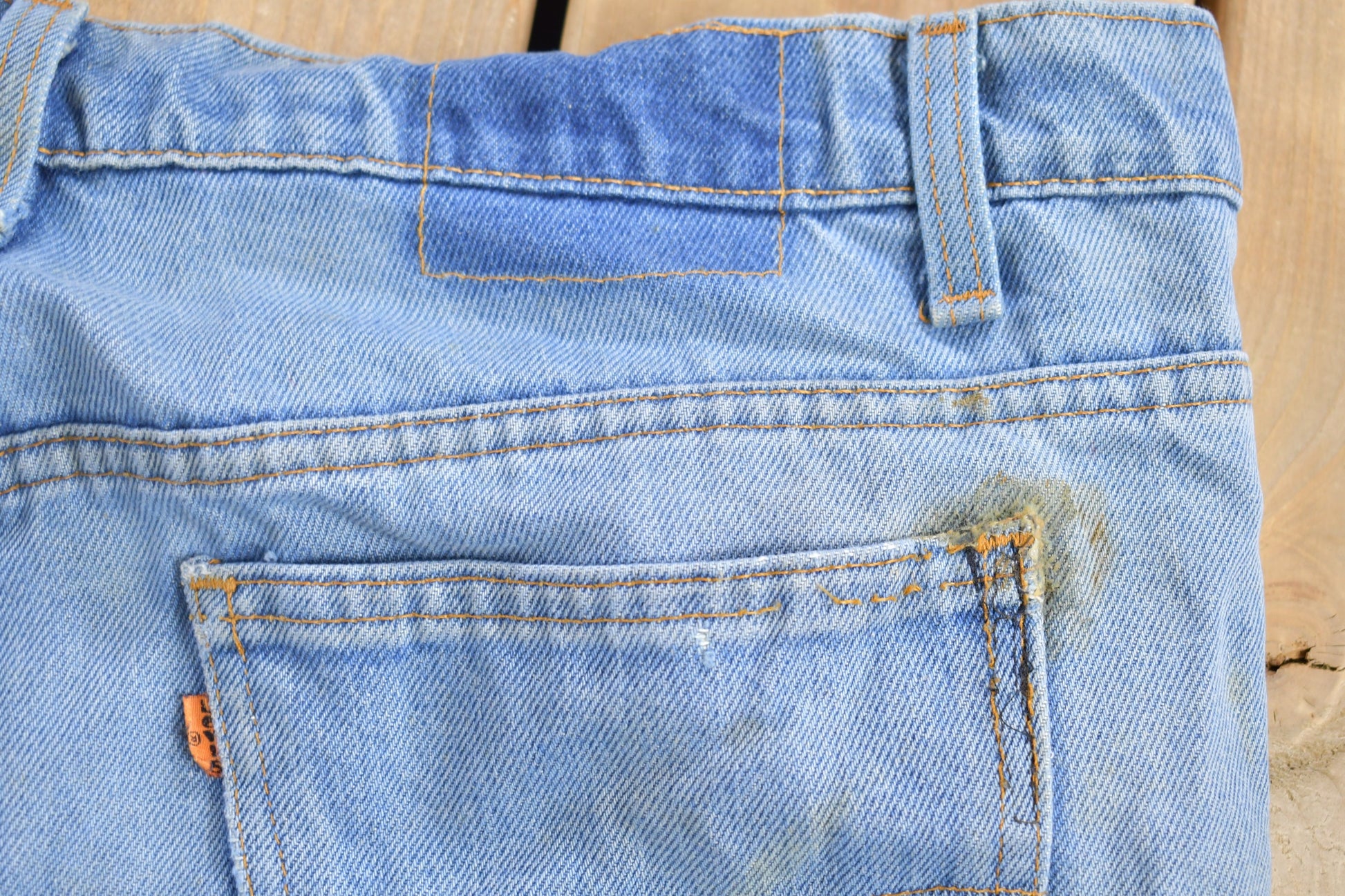 Vintage 1970s Levi's Orange Tab Jeans Size 37 x 28