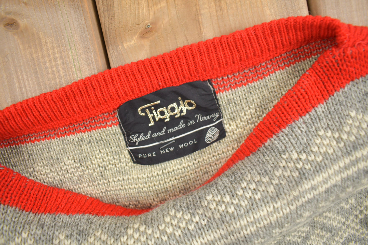 Vintage 1970s Figgio Pure New Wool Knit Sweater / Made in Norway / Outdoorsman / Vintage Knit / Winter Sweatshirt