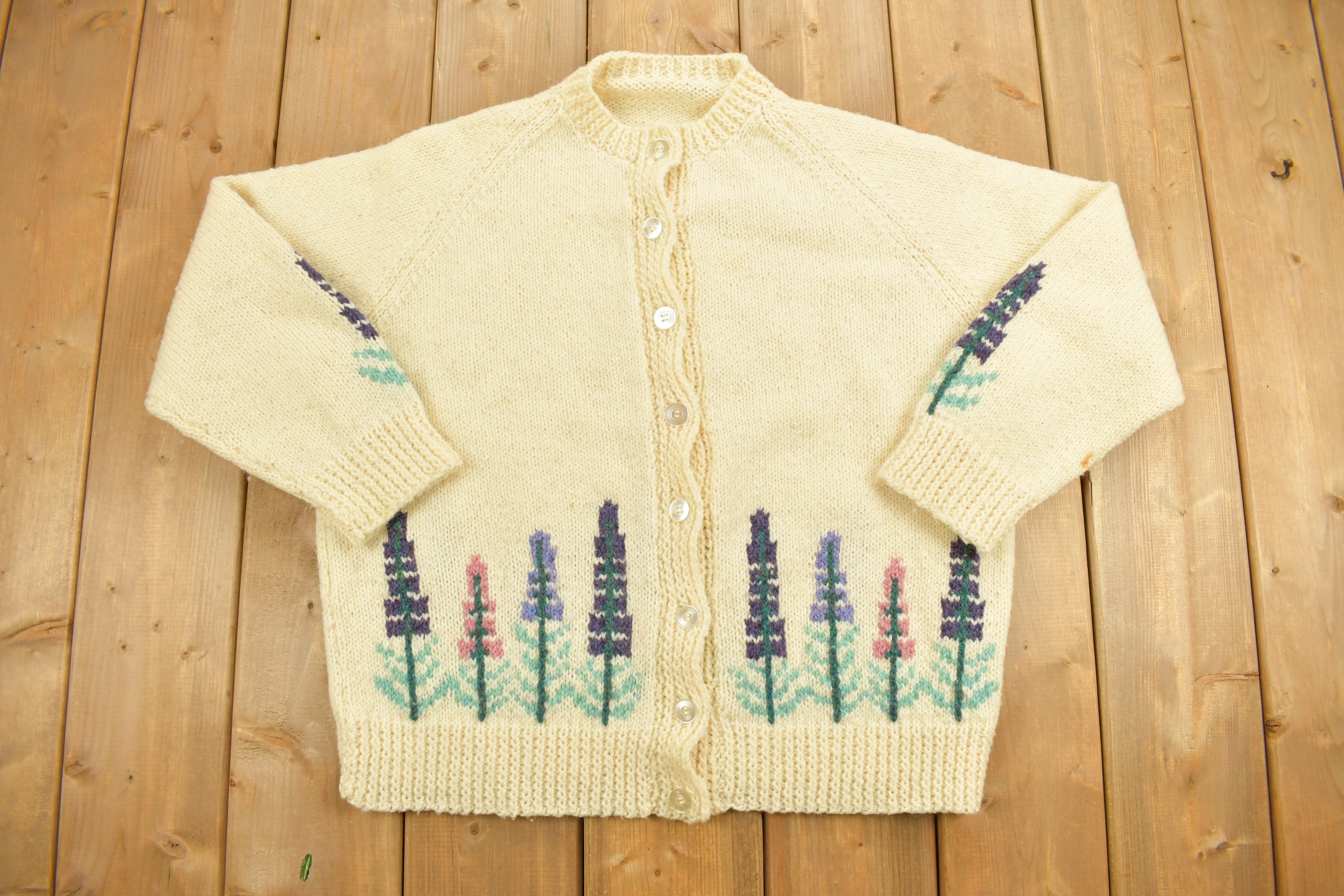 Vintage 1990s Floral Theme Knit Cardigan Sweater