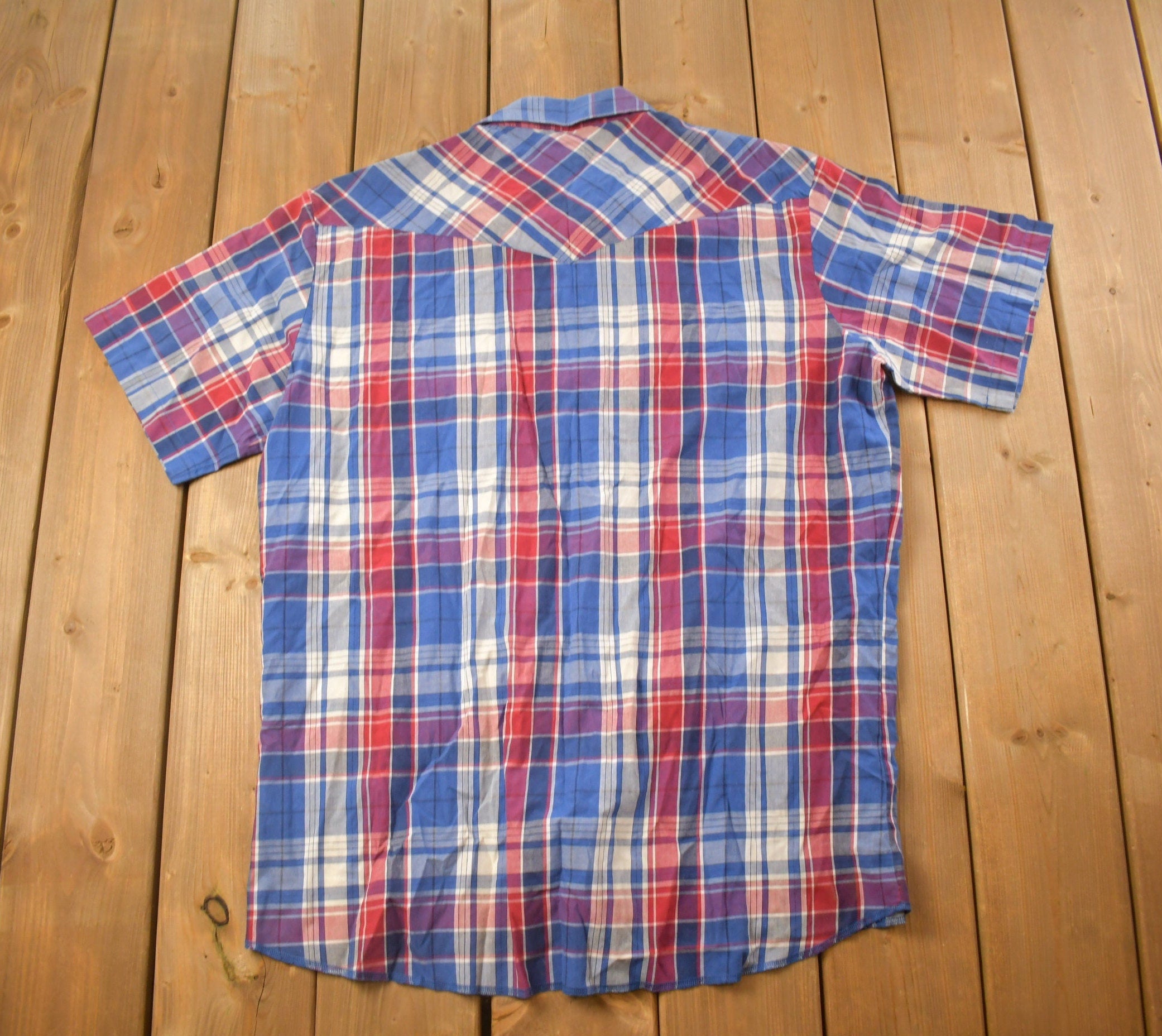Vintage 1990s Wrangler Western Style Button Up Shirt
