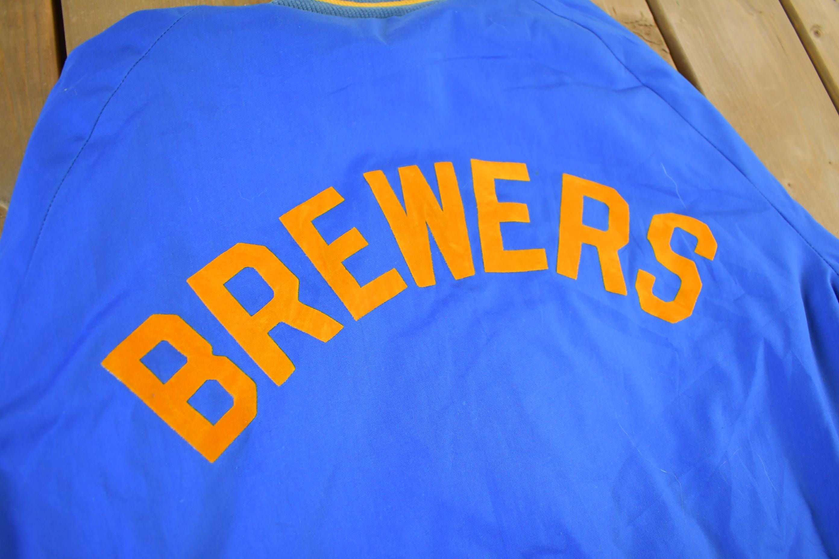 Vintage 1980s Milwaukee Brewers MLB Pyramid Windbreaker Jacket Men's Large