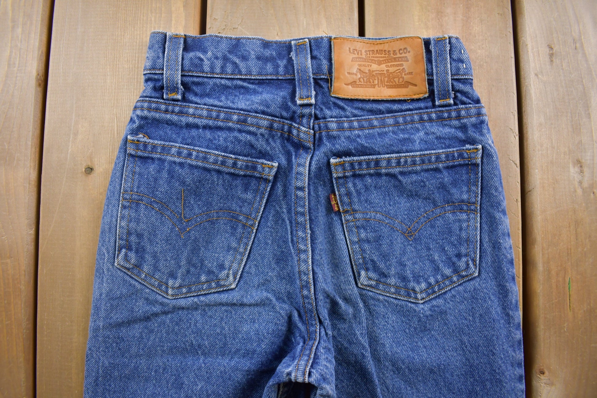 Vintage 1980s Levi's Brown Tab Jeans Size 22 x 25