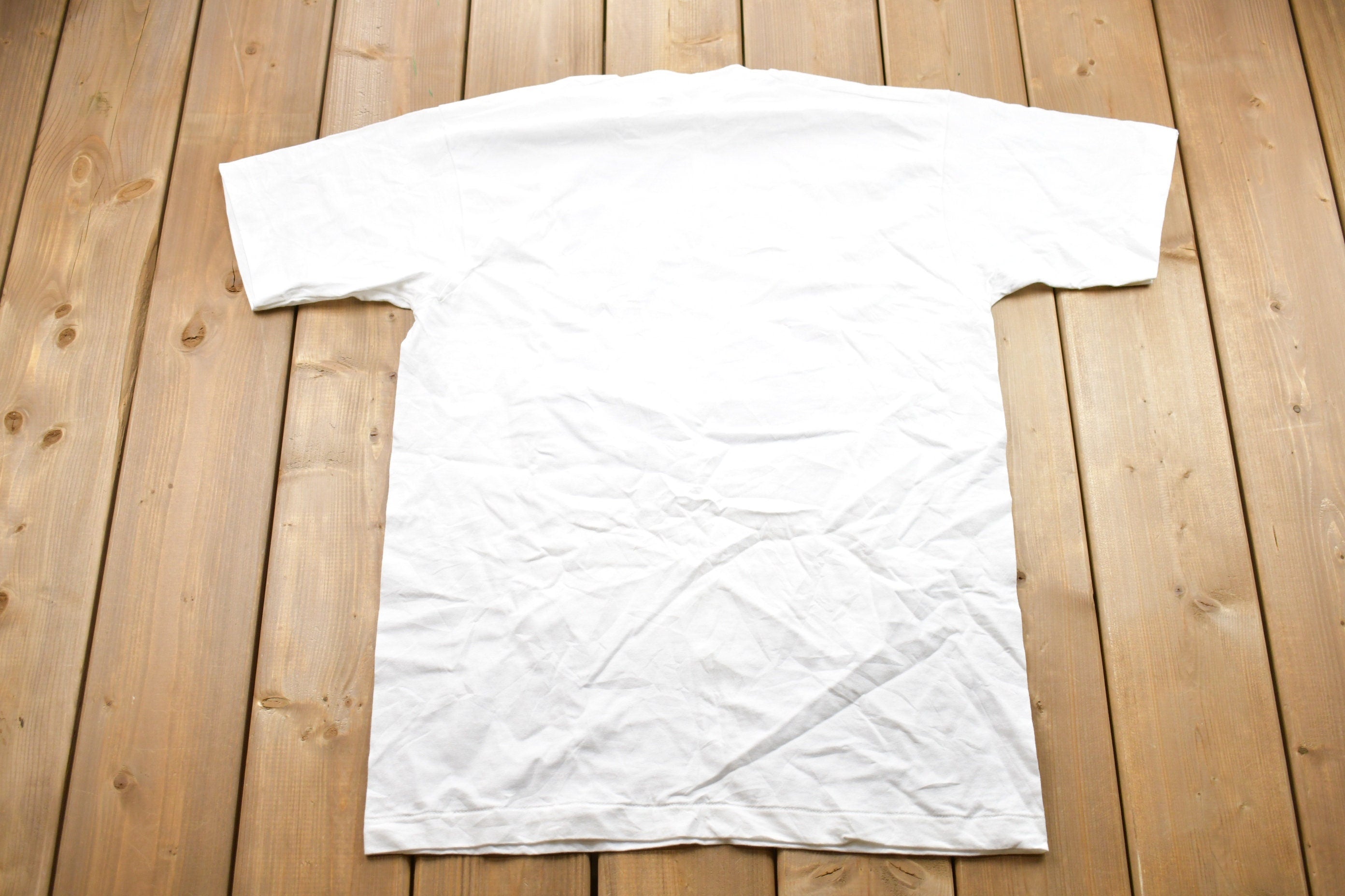 Vintage 1993 Artistic Impressions Inc. Graphic T-Shirt