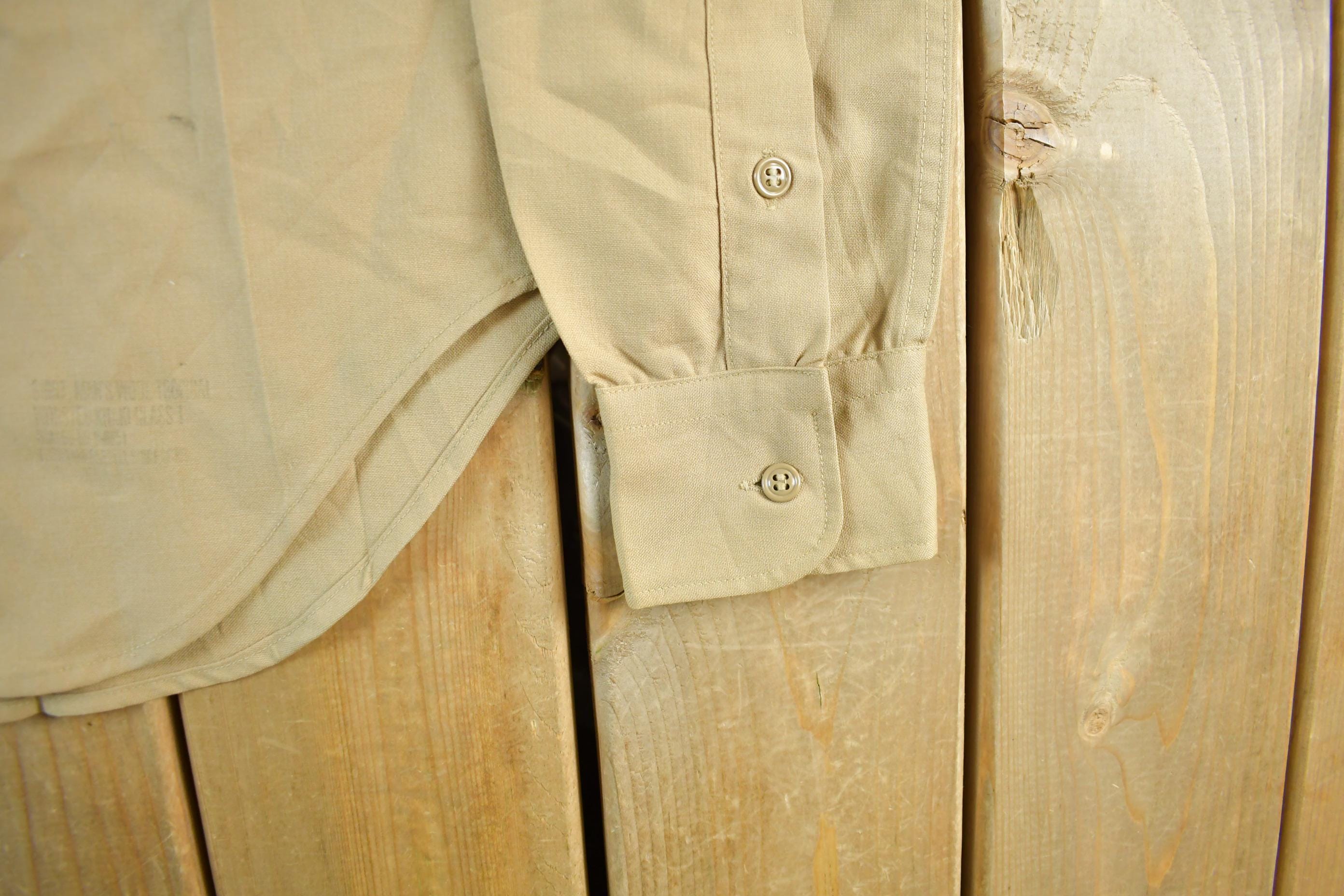 Vintage 1970s Marine Corps Military Khaki Button Up Shirt Mens Medium
