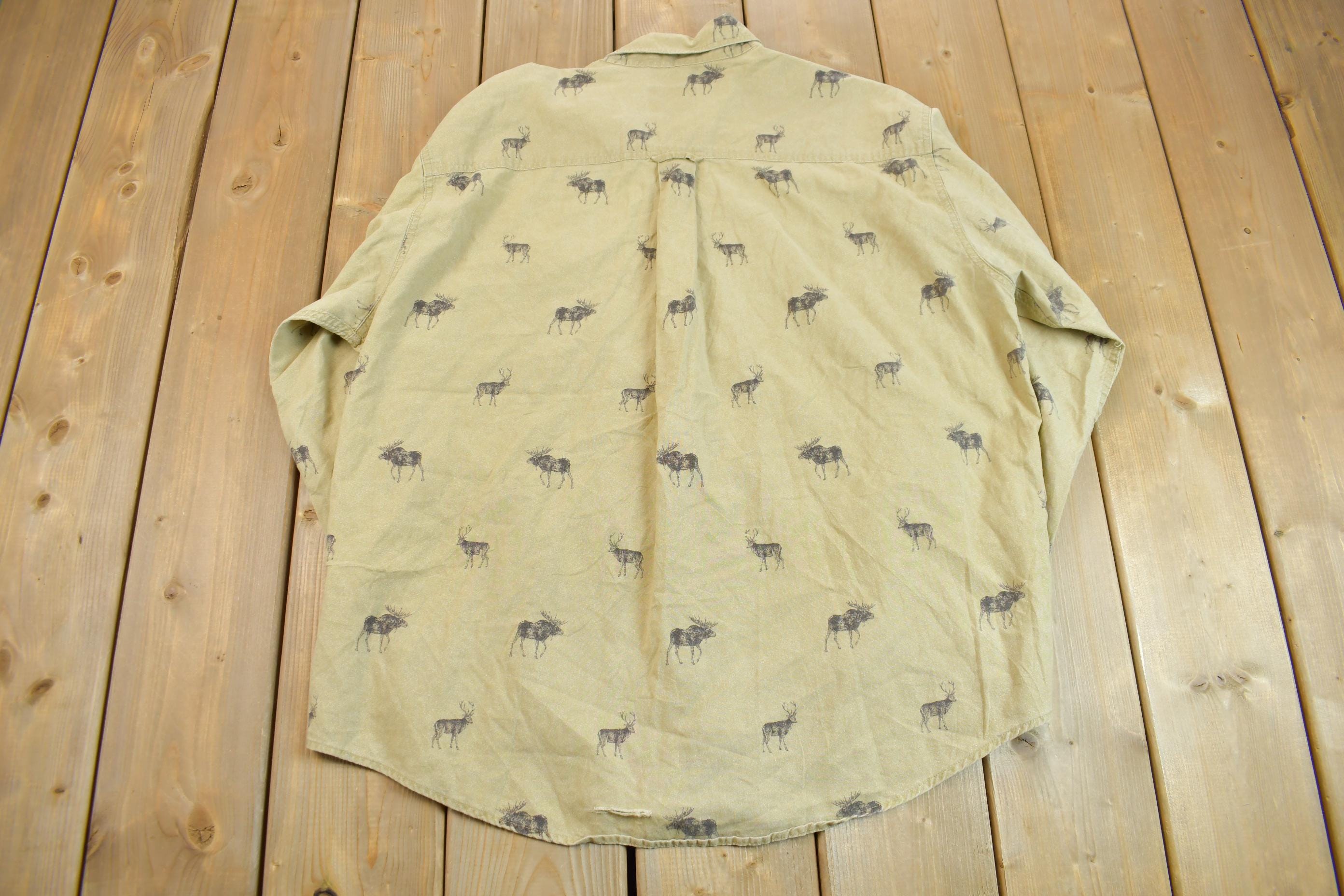 Vintage 1990s Woolrich Moose All Over Pattern Button Up Shirt