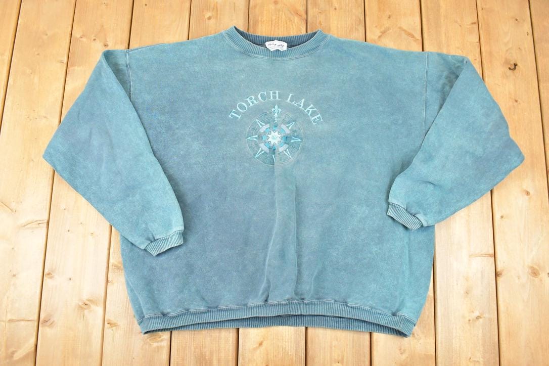 Vintage 1990s Torch Lake Embroidered Compass Crewneck Sweatshirt Men's XL