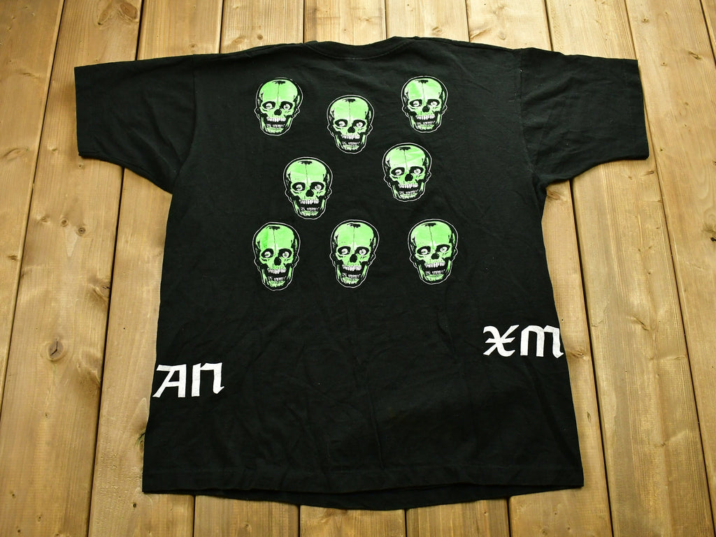Vintage 90's All Over Skull Print Single Stitch T-Shirt