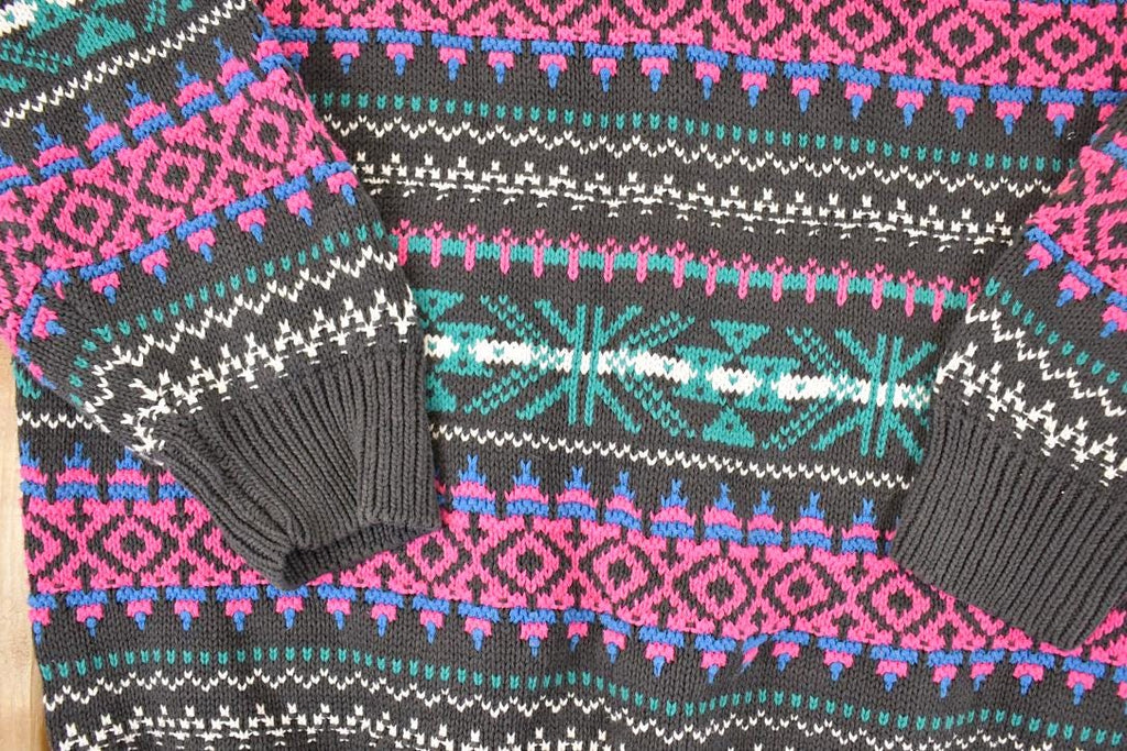 Vintage 1990s Snowflake Striped Knit AOP Crewneck Sweater Women's XL