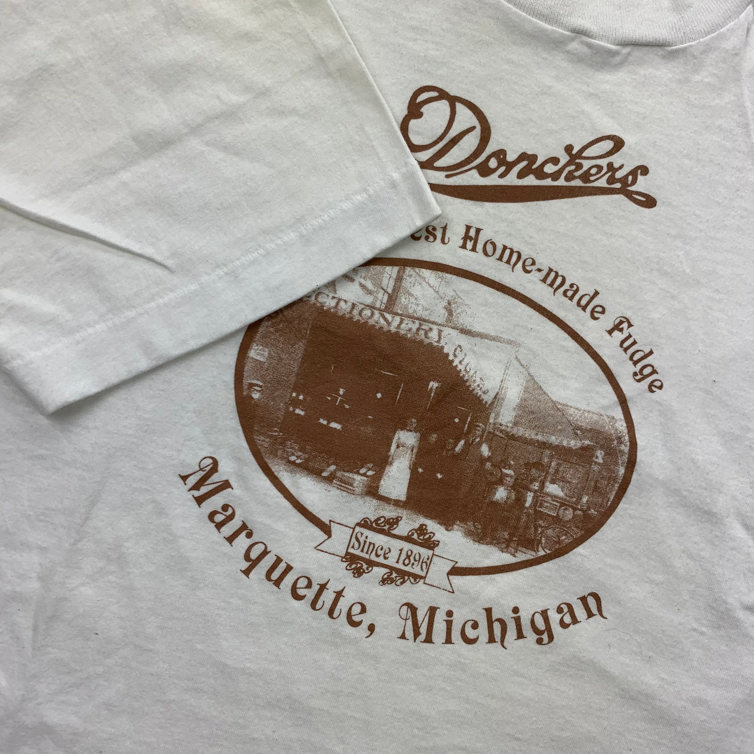 Vintage 1990s Donchers Home Made Fudge Michigan T-Shirt