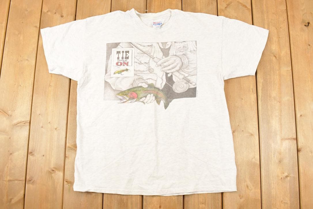 Vintage 1990s Tie One On Souvenir Fishing T-Shirt Men's L  Fish Destination Shirt  90s Single Stitch Graphic Tee  Made in USA