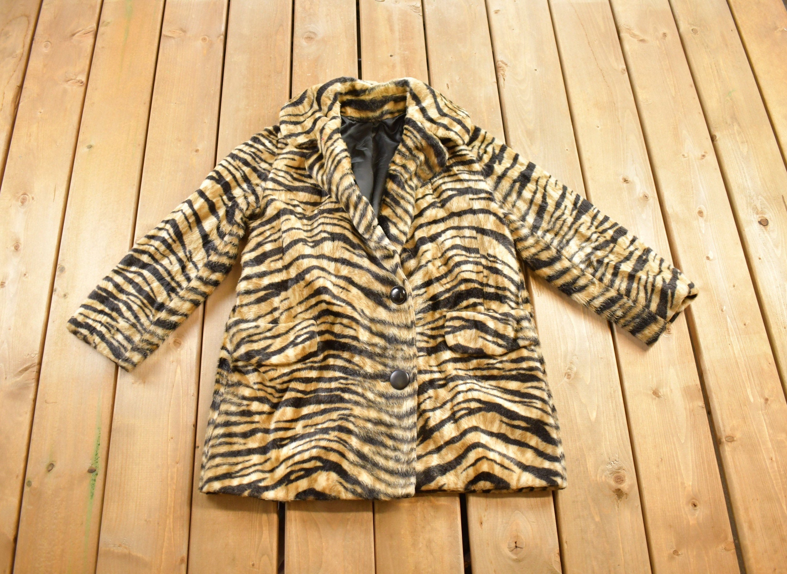 Vintage 1970s Leopard Print Fur Coat
