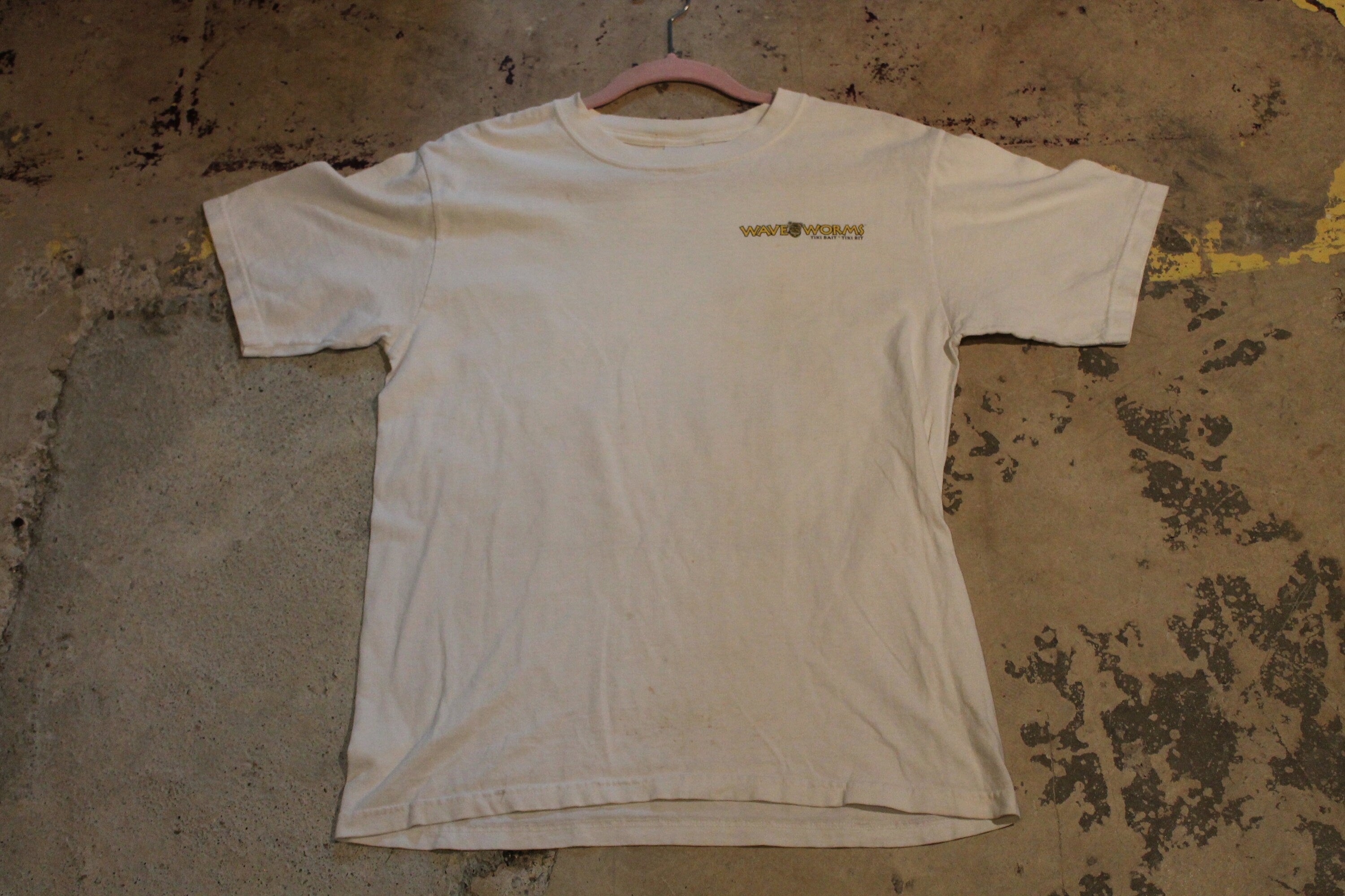 Vintage 1990s Wave Worms Tiki Bait T-Shirt