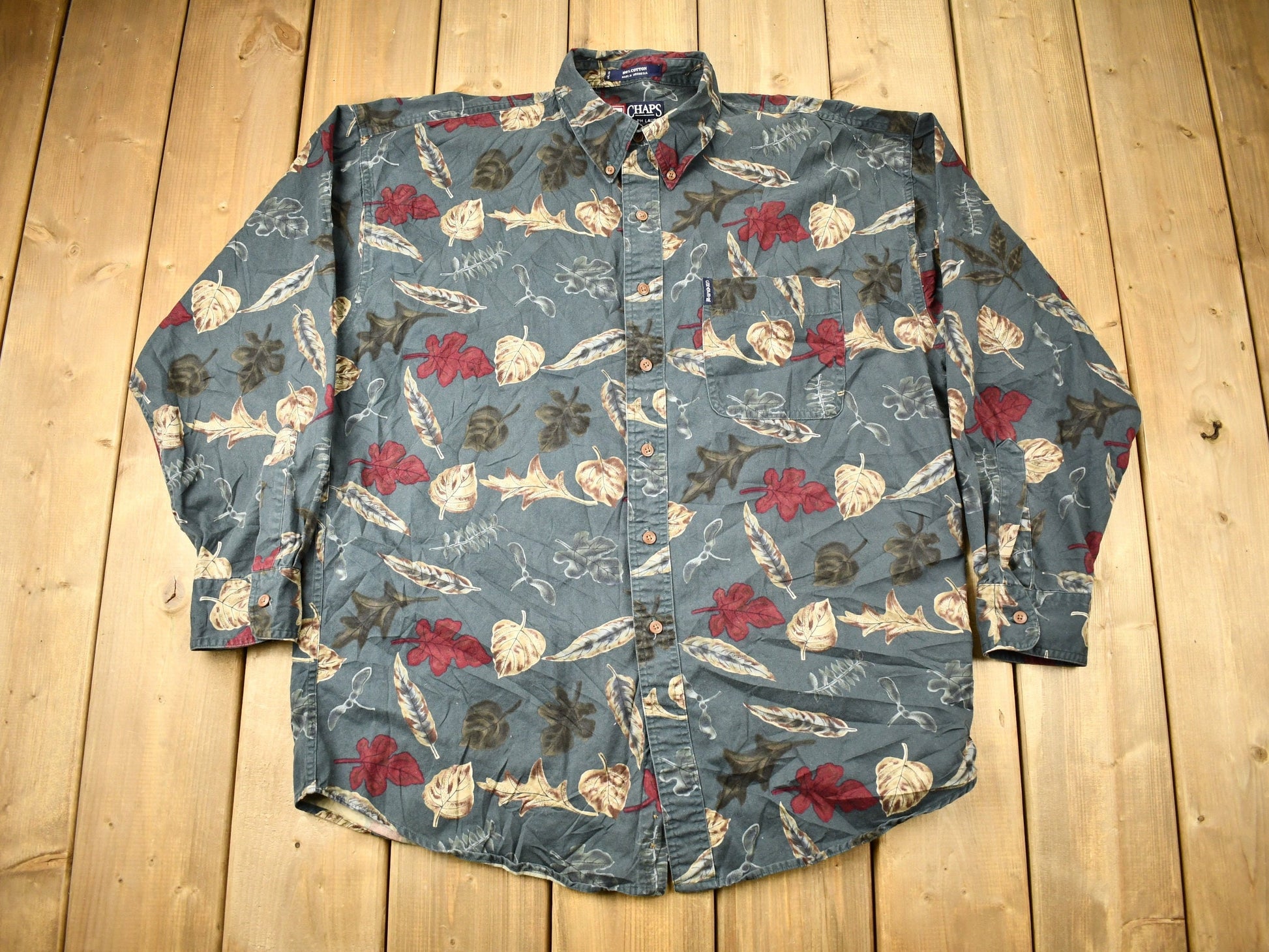 Vintage 1990s Chaps Ralph Lauren All Over Print Button Up Shirt / 1990s Button Up / Leaf Graphic / Outdoorsman Shirt