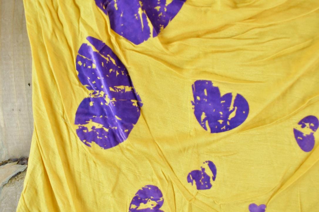 Women Vintage Vigos Y2K Yellow Hearts T-Shirt Vigoss Grunge Skull Print