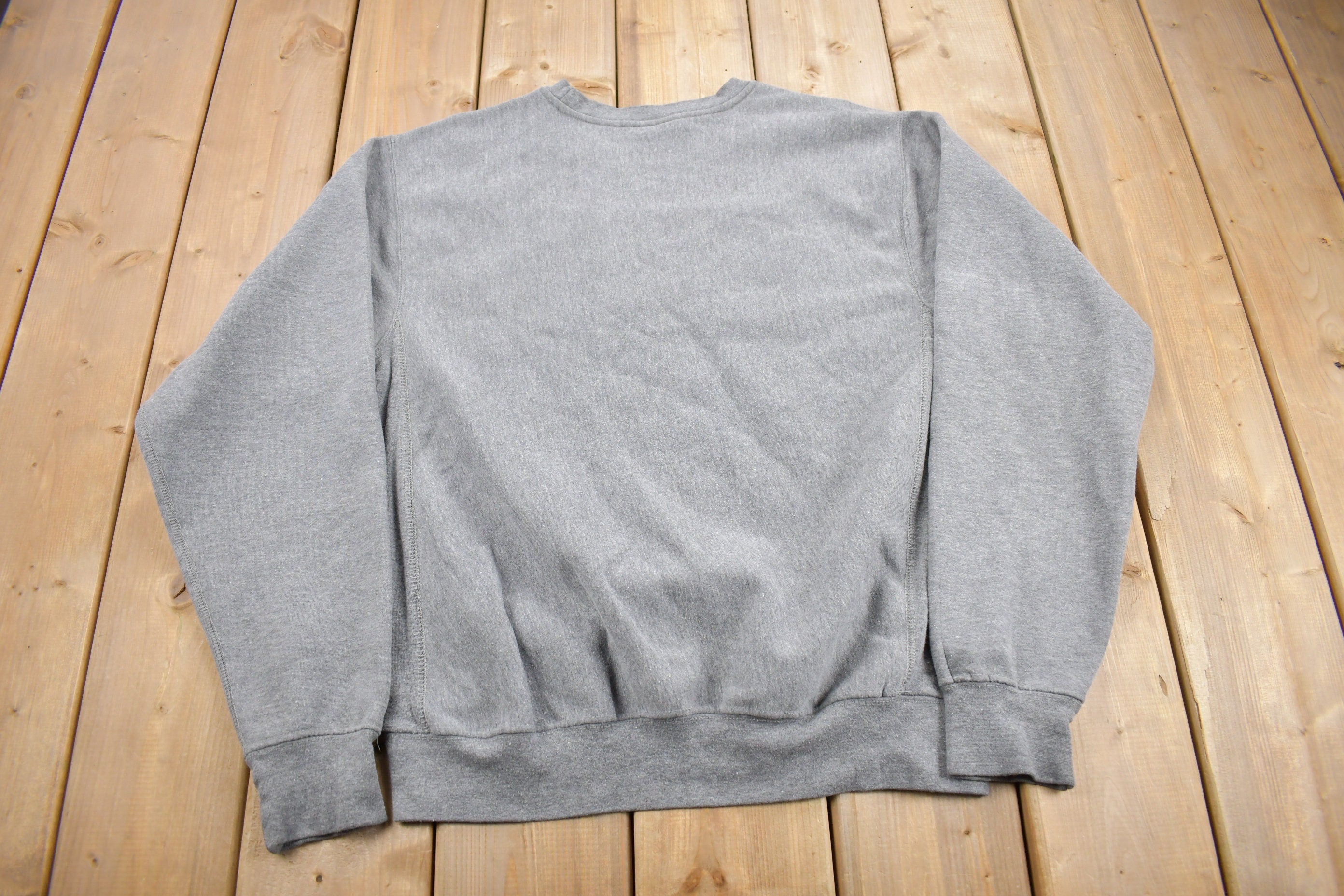 Vintage 1990s United States Airforce Crewneck Sweatshirt  90s Crewneck  Souvenir  Militaria  Embroidered  Vintage Air Force