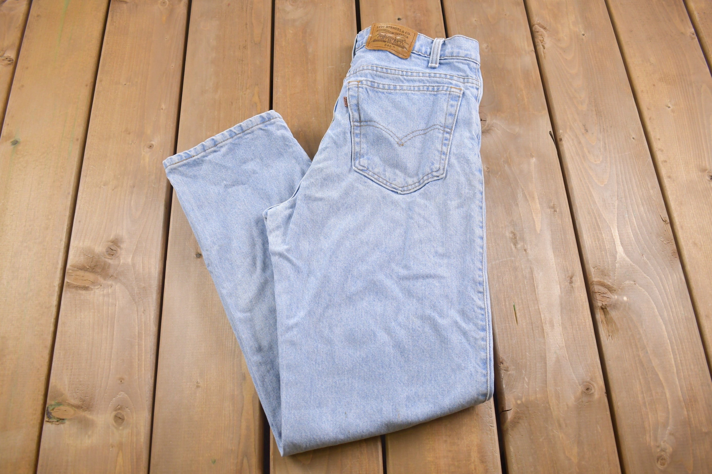 Vintage 1990s Levi's 540 Copper Tab Jeans Size 31 x 30