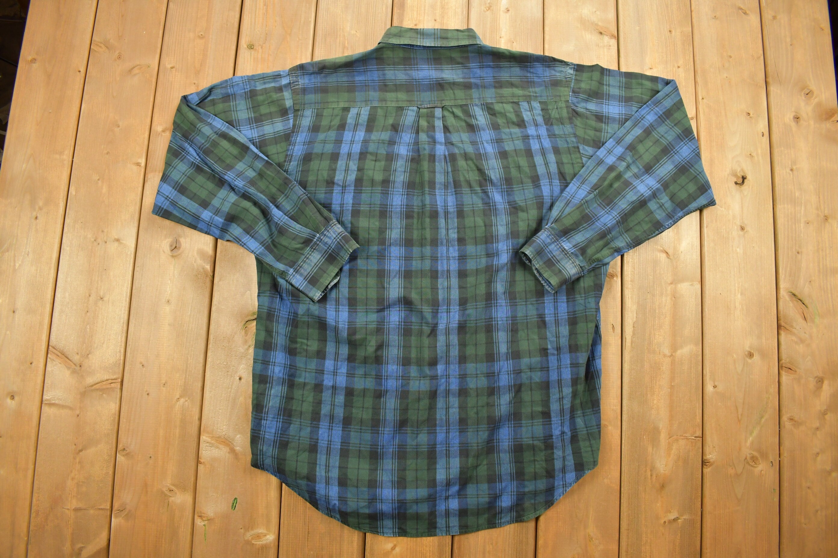 Vintage 1990s Nautica Plaid Button Up Shirt