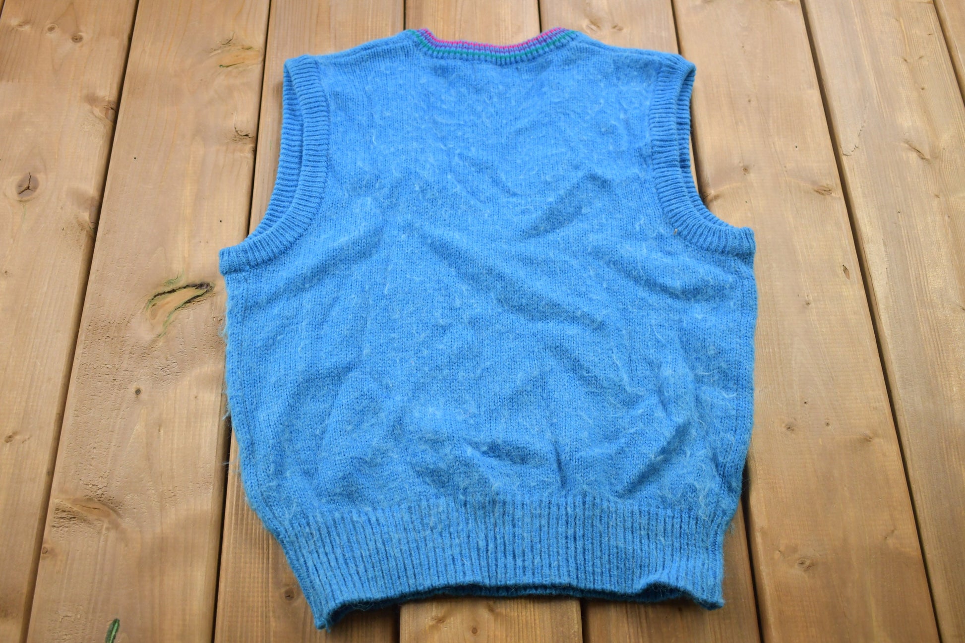 1990s Vintage Scenario Knitted Sweater Vest