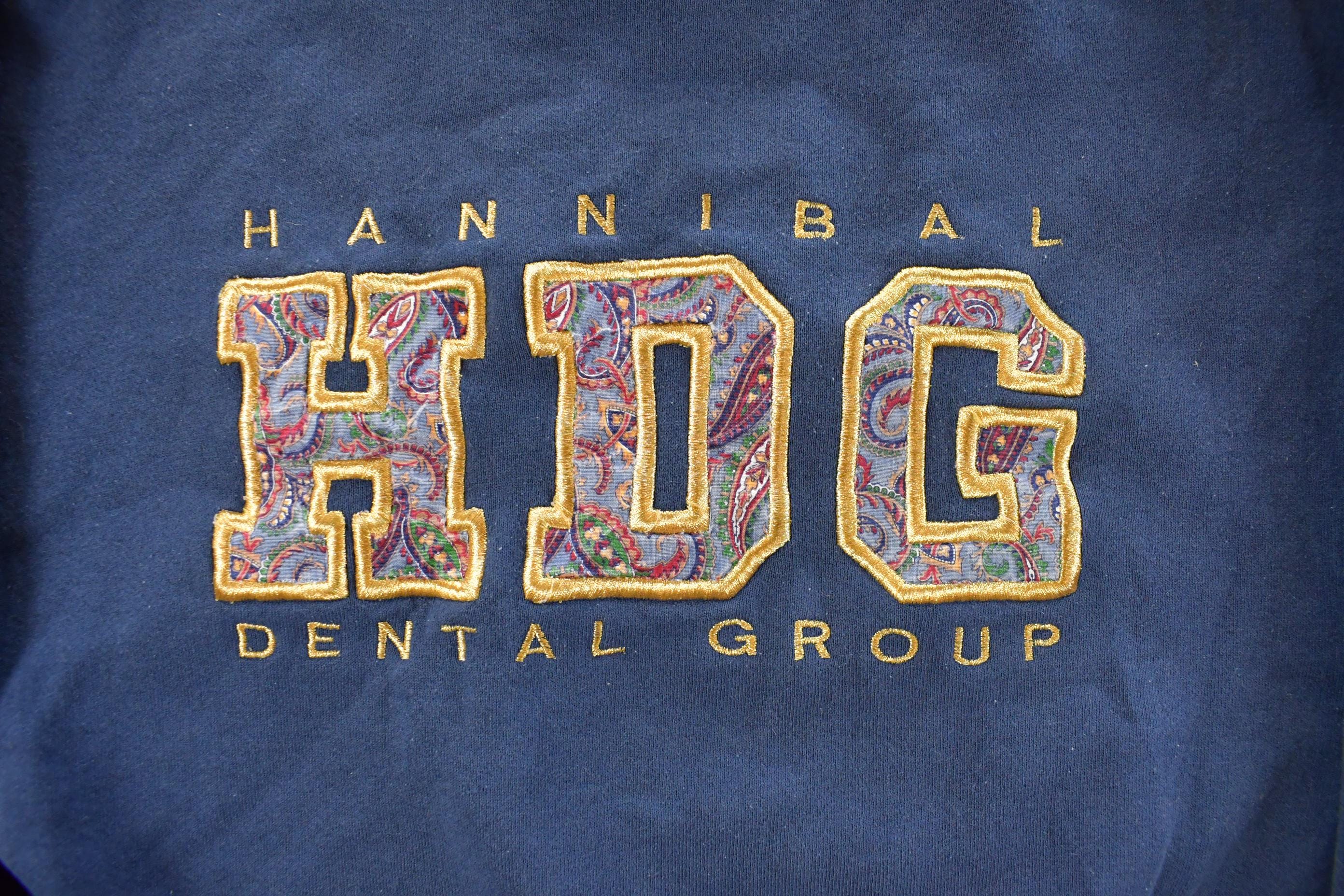 Vintage 1990s Hannibal Dental Group Paisley Crewneck Sweatshirt Men's Large
