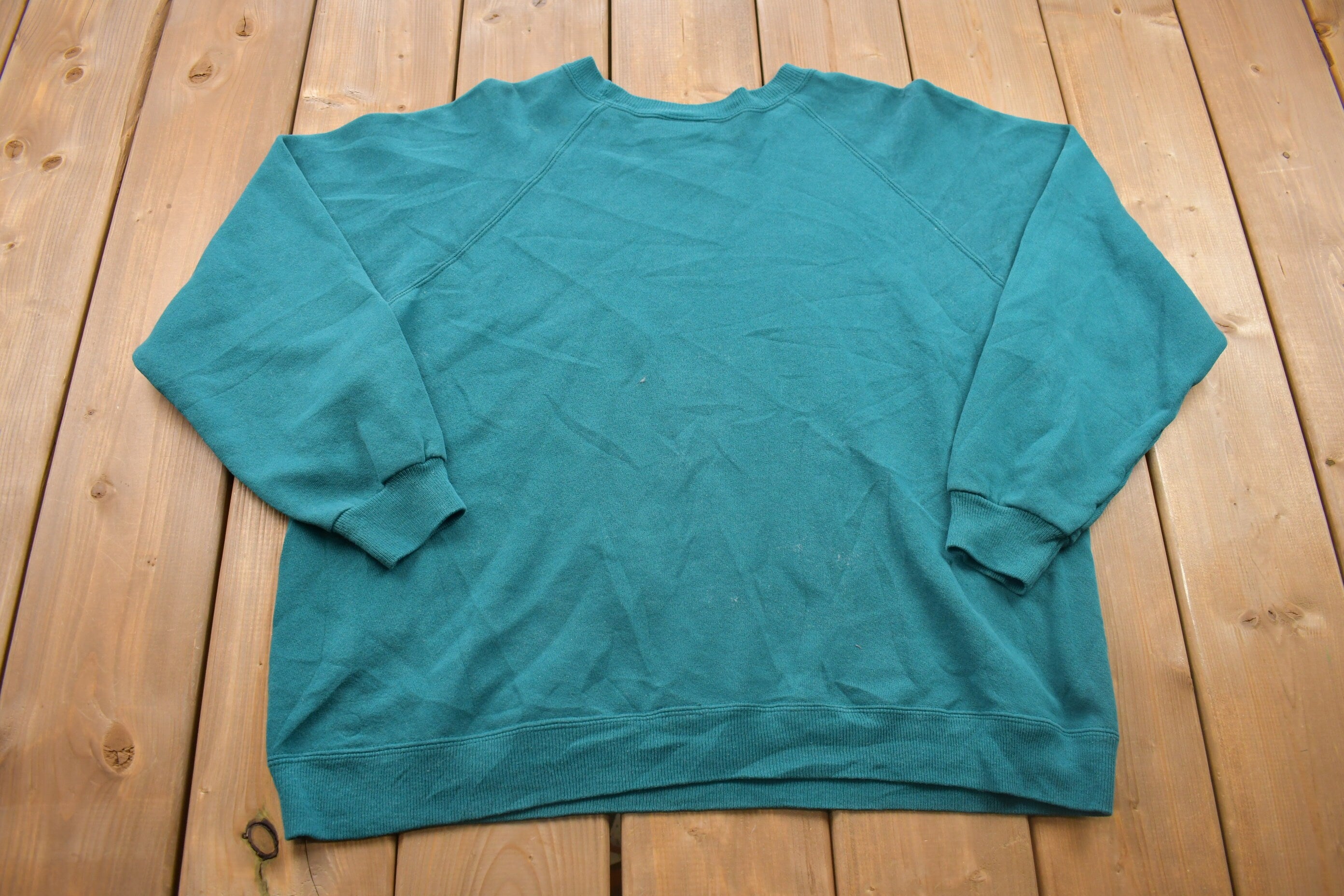 Vintage 1980s Hanes Blank Raglan Crewneck Sweatshirt