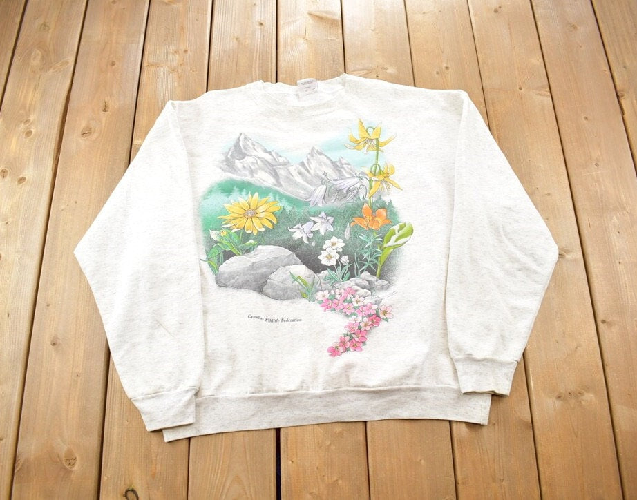 Vintage 1990s Canadian Wildlife Federation Sweatshirt