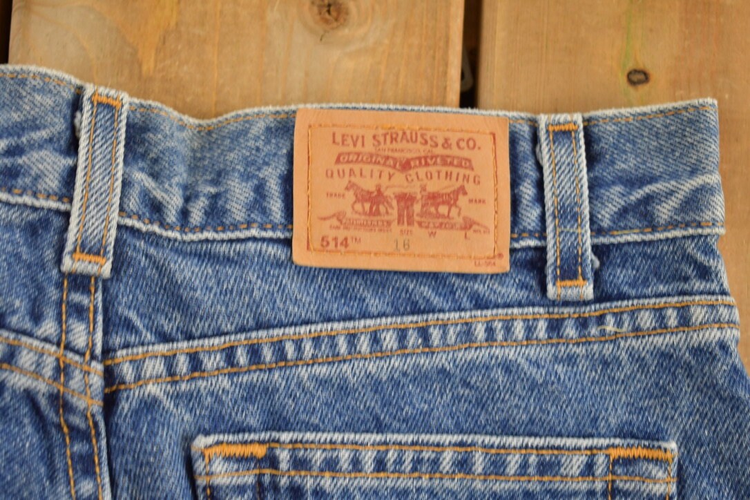 Vintage 1990s Levi's 514 Red Tab Denim Jeans Size 28 x 29.5
