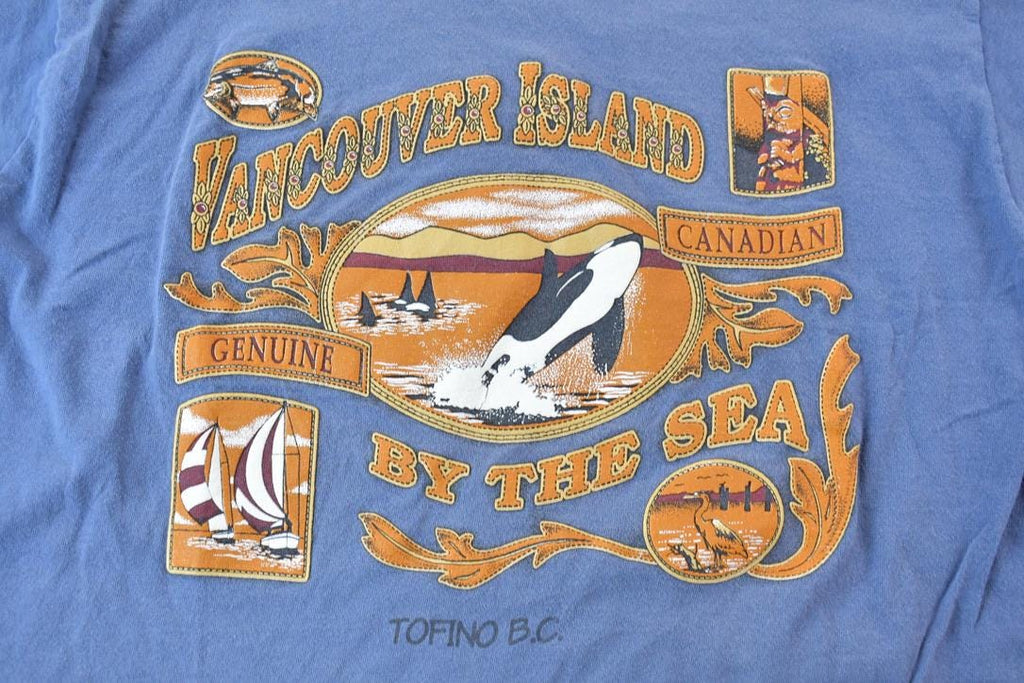 Vintage 1990s Single Stitch Vancouver Island by the Sea Killer Whale Graphic T-Shirt