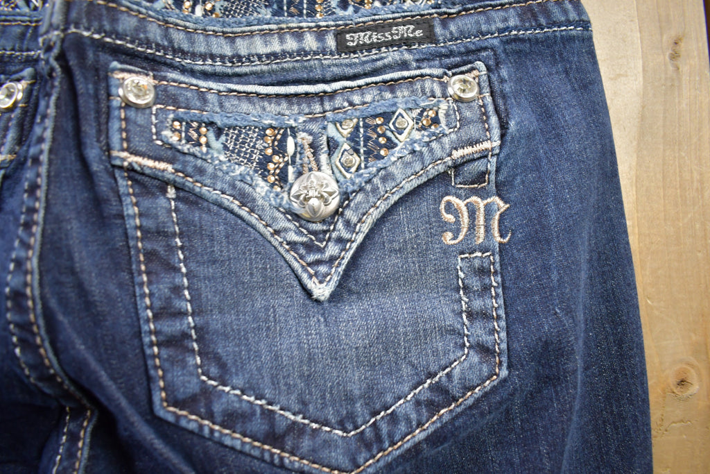 Vintage Y2K Miss Me Bedazzled Low Rise Jeans Size 26x32