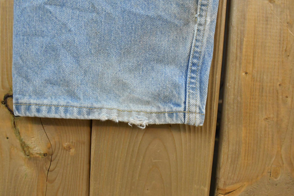 Vintage 1990s Levi's 505 Regular Fit Denim Jeans Men's 32 x 34 / 90s Levi's / Streetwear